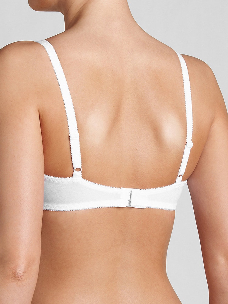 Amourette 300 W(beugel) 3